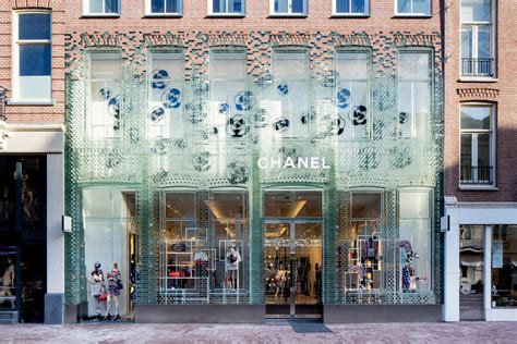 chanel bijenkorf amsterdam|Chanel Amsterdam winkel.